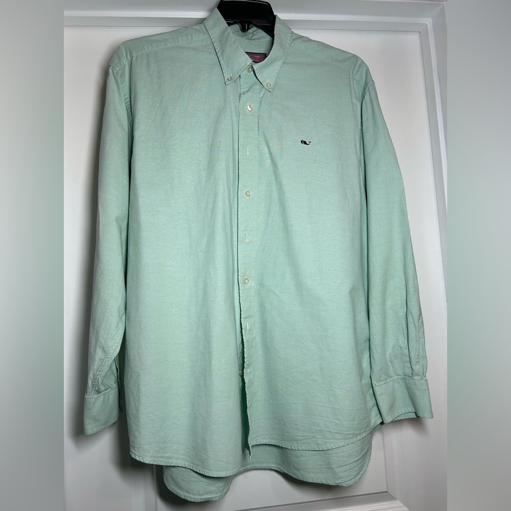 Vineyard Vines Casual Green Button Down Shirt with‎ Classic Collar
